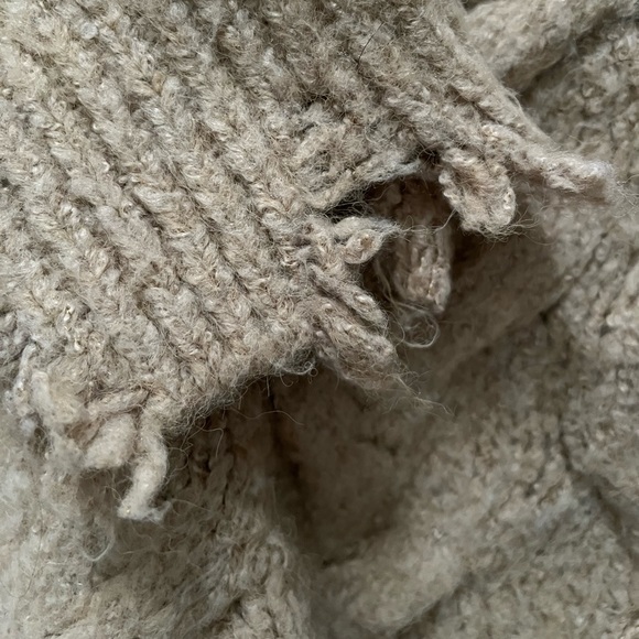 Wishlist Cozy Sweater - Picture 9 of 11